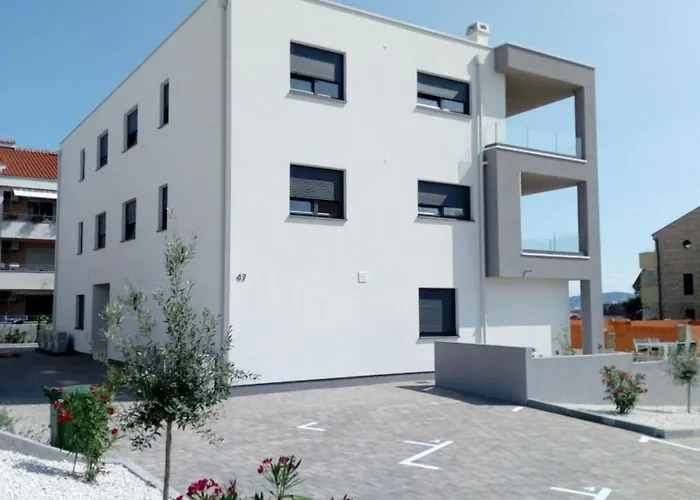 Lovely M&M Apartment In Zadar