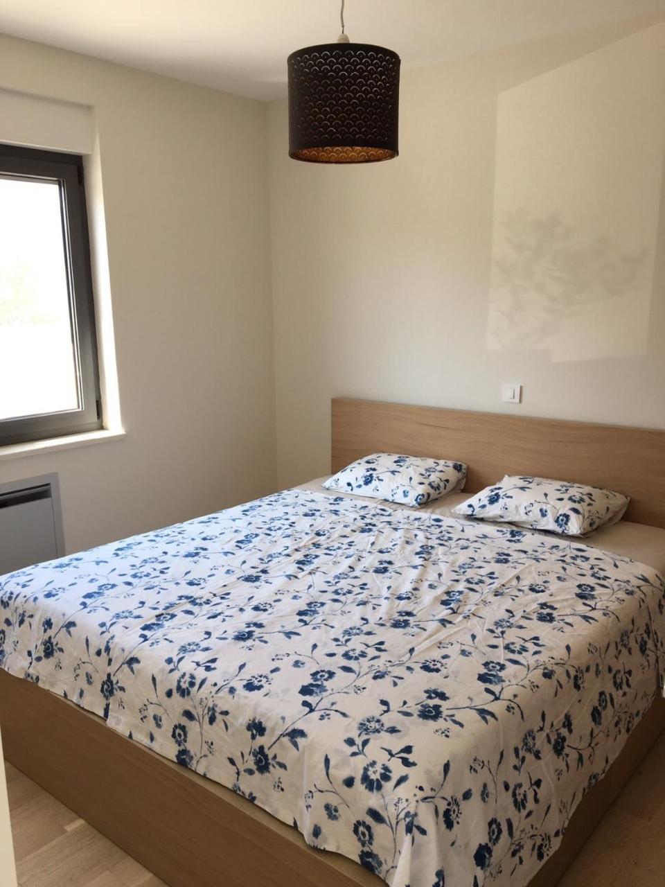 Lovely M&m In Apartman *